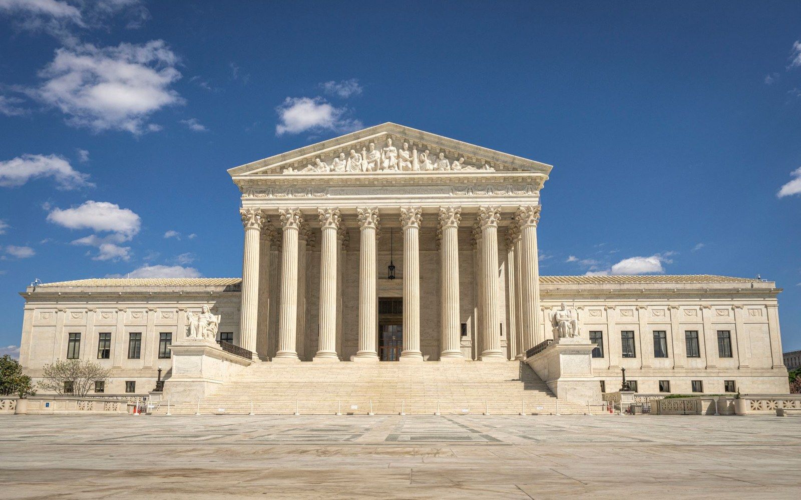Exterior of a US federal courthouse in midday light